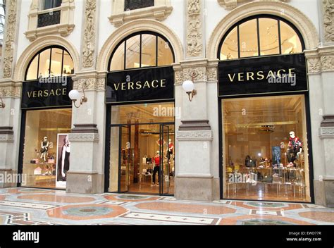 versace milano azienda|versace stores in milan.